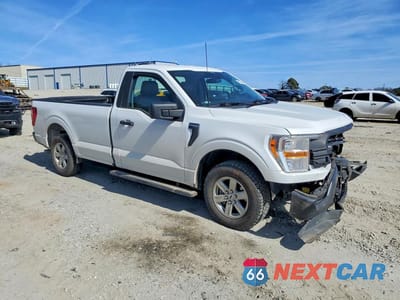 Czwarte zdjęcie samochodu z boku: 2021 FORD F150 VIN:1FTMF1CB4MKE62400 - miniatura