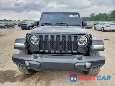 Piąte zdjęcie samochodu w środku: 2022 JEEP WRANGLER UNLIMITED SAHARA VIN:1C4HJXEG4NW255141 - miniatura