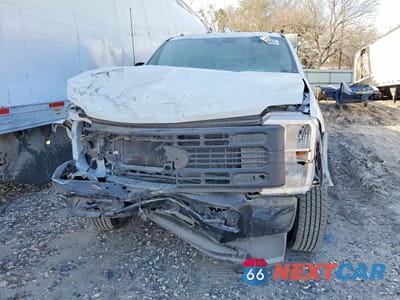Piąte zdjęcie samochodu w środku: 2025 FORD F350 SUPER DUTY FLATBED TRUCK VIN:1FD8W3HT0SED67175 - miniatura