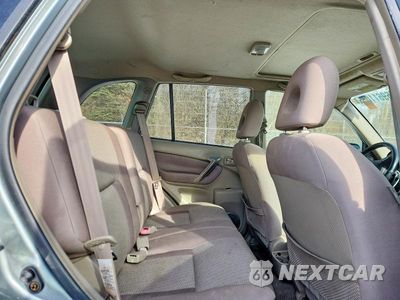 Zdjęcie 11 z 12 samochodu: 2004 TOYOTA RAV4 BASE VIN:JTEHD20V340027953 - miniatura
