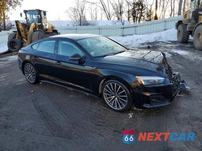 Czwarte zdjęcie samochodu z boku: 2022 AUDI A5 PREMIUM PLUS 40 VIN:WAUCBCF57NA027156 - miniatura