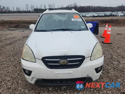 Piąte zdjęcie samochodu w środku: 2007 KIA RONDO LX VIN:KNAFG526577061668 - miniatura