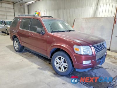Czwarte zdjęcie samochodu z boku: 2010 FORD EXPLORER XLT VIN:1FMEU7DE9AUA17474 - miniatura