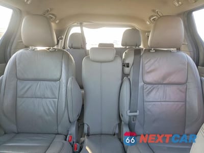 Zdjęcie 10 z 14 samochodu: 2017 TOYOTA SIENNA XLE 8-PASSENGER VIN:5TDYZ3DC9HS775551 - miniatura