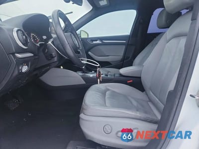 Zdjęcie 7 z 12 samochodu: 2019 AUDI A3 PREMIUM VIN:WAUBEGFF4K1019529 - miniatura