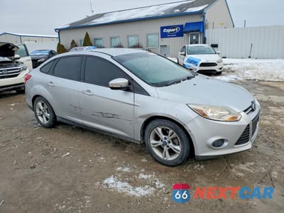 Czwarte zdjęcie samochodu z boku: 2014 FORD FOCUS SE VIN:1FADP3F20EL412003 - miniatura