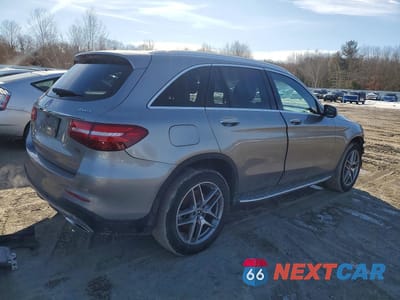 Trzecie zdjęcie samochodu z tyłu: 2019 MERCEDES-BENZ GLC 300 4MATIC VIN:WDC0G4KB6KF668199 - miniatura