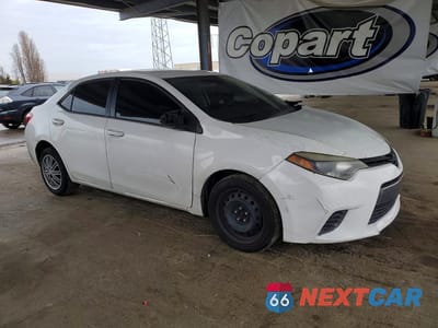 Czwarte zdjęcie samochodu z boku: 2015 TOYOTA COROLLA L VIN:5YFBURHE8FP287586 - miniatura