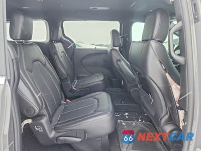 Zdjęcie 11 z 13 samochodu: 2025 CHRYSLER PACIFICA SELECT VIN:2C4RC1BG5SR510271 - miniatura