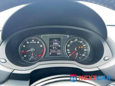 Zdjęcie 8 z 10 samochodu: 2018 AUDI Q3 PREMIUM VIN:WA1BCCFS6JR027592 - miniatura