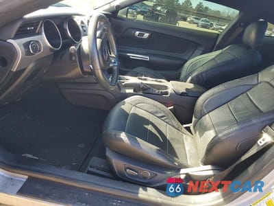 Zdjęcie 7 z 11 samochodu: 2019 FORD MUSTANG VIN:1FA6P8TH7K5163133 - miniatura