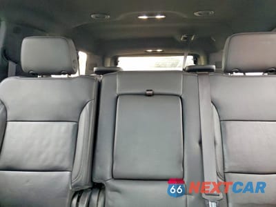 Zdjęcie 10 z 14 samochodu: 2023 CHEVROLET SUBURBAN C1500 LT VIN:1GNSCCKD8PR258894 - miniatura