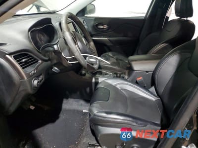 Zdjęcie 7 z 13 samochodu: 2022 JEEP CHEROKEE LATITUDE LUX VIN:1C4PJMMXXND544192 - miniatura