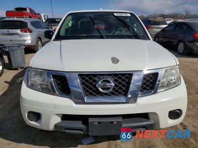Piąte zdjęcie samochodu w środku: 2016 NISSAN FRONTIER SV VIN:1N6AD0ER6GN756619 - miniatura