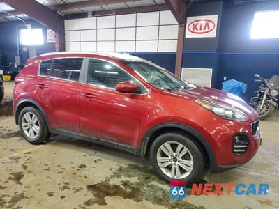 Czwarte zdjęcie samochodu z boku: 2017 KIA SPORTAGE LX VIN:KNDPMCAC9H7271798 - miniatura