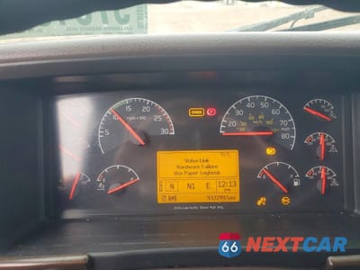 Zdjęcie 8 z 10 samochodu: 2016 VOLVO VN VNL VIN:4V4NC9EH2GN962494 - miniatura