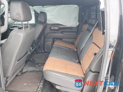 Zdjęcie 10 z 12 samochodu: 2023 CHEVROLET SILVERADO K1500 HIGH COUNTRY VIN:1GCUDJE83PZ308375 - miniatura