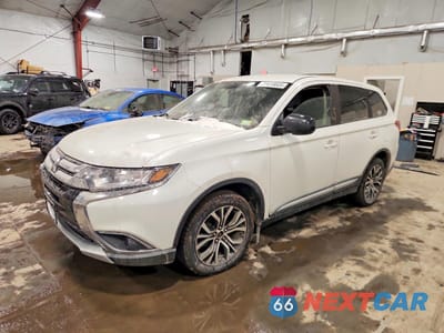 2017 MITSUBISHI OUTLANDER ES JA4AZ2A31HZ060417 - główne zdjęcie licytacji z USA - miniatura