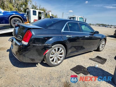 Trzecie zdjęcie samochodu z tyłu: 2017 CHRYSLER 300C VIN:2C3CCAEG2HH516582 - miniatura