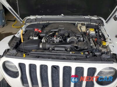 Zdjęcie 11 z 12 samochodu: 2021 JEEP WRANGLER UNLIMITED SAHARA VIN:1C4HJXEG5MW524505 - miniatura