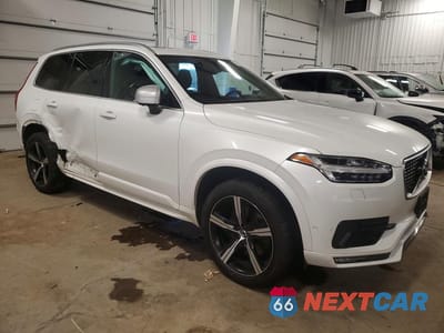 Czwarte zdjęcie samochodu z boku: 2019 VOLVO XC90 T5 R-DESIGN VIN:YV4102PMXK1464674 - miniatura