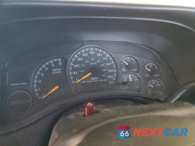 Zdjęcie 9 z 11 samochodu: 2001 CHEVROLET SILVERADO K1500 VIN:1GCEK19T51E117662 - miniatura