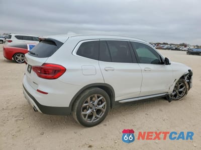 Trzecie zdjęcie samochodu z tyłu: 2021 BMW X3 SDRIVE30I VIN:5UXTY3C02M9E16220 - miniatura
