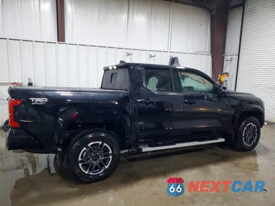 Trzecie zdjęcie samochodu z tyłu: 2025 TOYOTA TACOMA TRD SPORT VIN:3TMLB5JN8SM104864 - miniatura