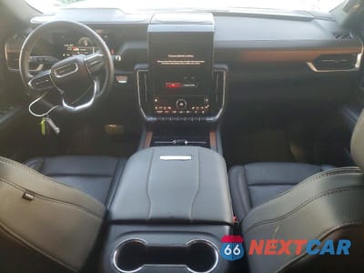 Zdjęcie 8 z 13 samochodu: 2025 GMC YUKON XL DENALI VIN:1GKS2JRL4SR155174 - miniatura