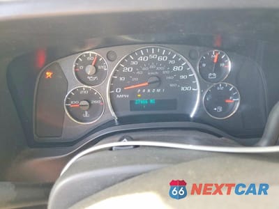 Zdjęcie 9 z 13 samochodu: 2023 CHEVROLET EXPRESS 2500 CARGO UTILITY / SERVICE VAN VIN:1GCWGAFPXP1208309 - miniatura