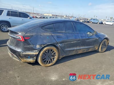 Trzecie zdjęcie samochodu z tyłu: 2025 TESLA MODEL 3 VIN:5YJ3E1EA1SF908208 - miniatura