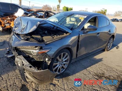 2022 MAZDA 3 PREMIUM 3MZBPADL0NM308897 - główne zdjęcie licytacji z USA - miniatura