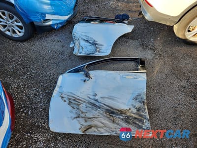 Zdjęcie 13 z 15 samochodu: 2018 MERCEDES-BENZ GLC 300 4MATIC VIN:WDC0G4KB8JV015104 - miniatura