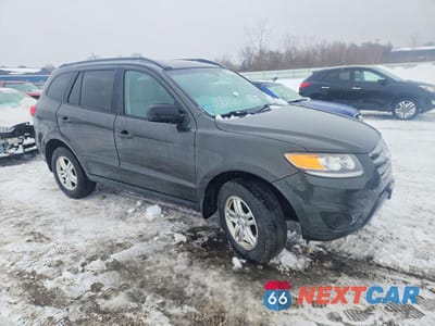 Czwarte zdjęcie samochodu z boku: 2012 HYUNDAI SANTA FE GLS VIN:5XYZGDABXCG142932 - miniatura