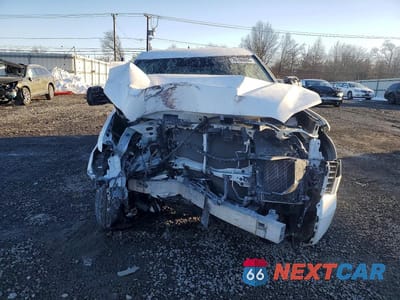 Piąte zdjęcie samochodu w środku: 2024 TOYOTA TUNDRA SR5 VIN:5TFLA5DA4RX184535 - miniatura