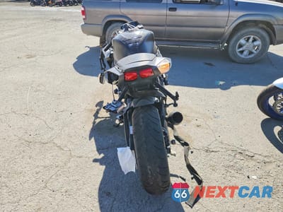 Czwarte zdjęcie samochodu z boku: 2017 SUZUKI GSX-R600 VIN:JS1GN7FA5H2100775 - miniatura