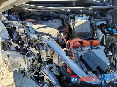 Zdjęcie 12 z 12 samochodu: 2018 TOYOTA RAV4 HV LE VIN:JTMRJREV3JD175348 - miniatura