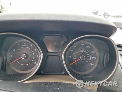 Zdjęcie 9 z 12 samochodu: 2014 HYUNDAI ELANTRA VIN:SNPDH4AE4EH487130 - miniatura