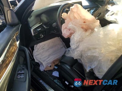 Zdjęcie 8 z 11 samochodu: 2020 BMW M550XI VIN:WBAJS7C06LCD00163 - miniatura