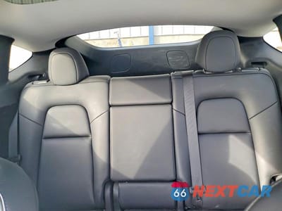 Zdjęcie 10 z 12 samochodu: 2023 TESLA MODEL Y VIN:7SAYGDEE0PF612059 - miniatura