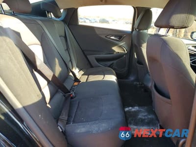 Zdjęcie 10 z 12 samochodu: 2020 CHEVROLET MALIBU LS VIN:1G1ZB5ST0LF150688 - miniatura