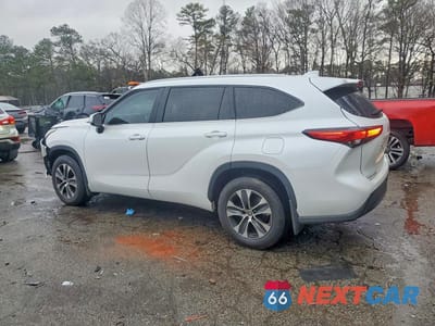 Drugie zdjęcie samochodu z przodu: 2023 TOYOTA HIGHLANDER VIN:5TDKARAH1PS022854 - miniatura