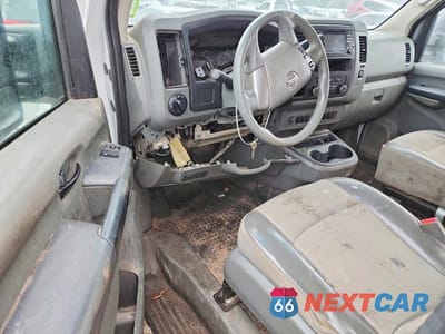 Zdjęcie 8 z 13 samochodu: 2018 NISSAN NV 2500 S VIN:1N6AF0KYXJN809304 - miniatura