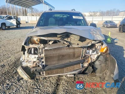 Piąte zdjęcie samochodu w środku: 2011 FORD ESCAPE XLT VIN:1FMCU0D79BKB54234 - miniatura