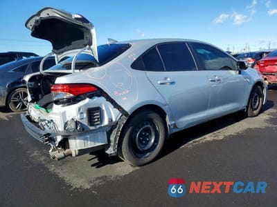 Trzecie zdjęcie samochodu z tyłu: 2022 TOYOTA COROLLA SE VIN:5YFP4MCE1NP101787 - miniatura