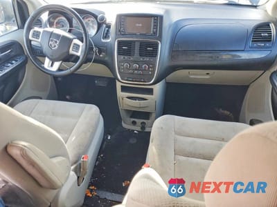 Zdjęcie 8 z 13 samochodu: 2019 DODGE GRAND CARAVAN SE VIN:2C4RDGBG0KR571561 - miniatura