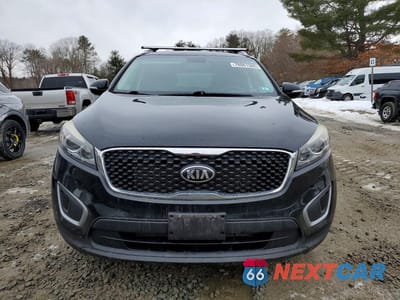 Piąte zdjęcie samochodu w środku: 2017 KIA SORENTO LX VIN:5XYPGDA58HG234078 - miniatura