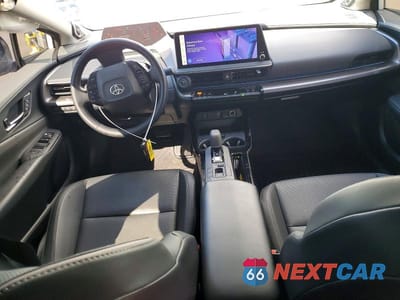 Zdjęcie 8 z 12 samochodu: 2024 TOYOTA PRIUS LIMITED VIN:JTDACAAUXR3044666 - miniatura