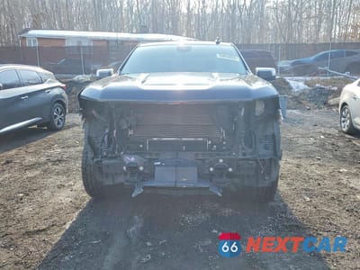 Piąte zdjęcie samochodu w środku: 2022 CHEVROLET SILVERADO K1500 LT VIN:1GCUDDET6NZ643083 - miniatura