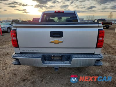 Zdjęcie 6 z 12 samochodu: 2017 CHEVROLET SILVERADO K1500 VIN:3GCUKNEC1HG484893 - miniatura
